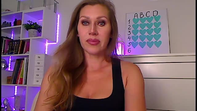 Gallery image thumbnail from Amiri's myfreecams stream on, 06/13/2024, 04:15 image 3 of 20