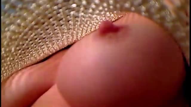 Gallery image thumbnail from Amiri's myfreecams stream on, 06/24/2024, 03:45 image 18 of 20