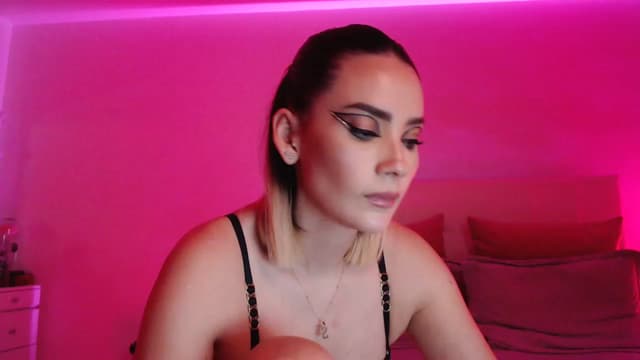 Gallery image thumbnail from AmyLi's myfreecams stream on, 05/01/2023, 07:22 image 8 of 20