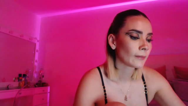 Gallery image thumbnail from AmyLi's myfreecams stream on, 05/01/2023, 07:22 image 7 of 20