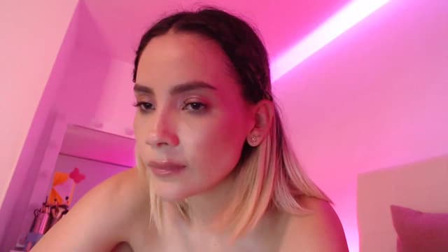 Gallery image thumbnail from AmyLi's myfreecams stream on, 05/21/2023, 05:53 image 20 of 20