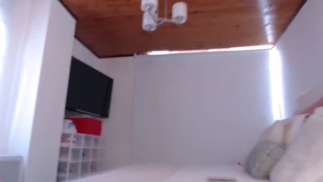 Gallery image thumbnail from AmyLi's myfreecams stream on, 08/21/2024, 17:17 image 4 of 20