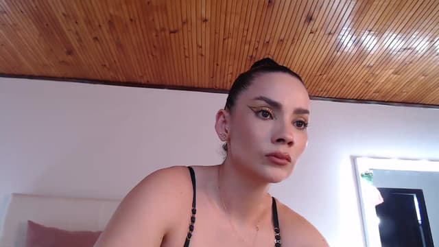 Gallery image thumbnail from AmyLi's myfreecams stream on, 05/29/2025, 17:12 image 19 of 20
