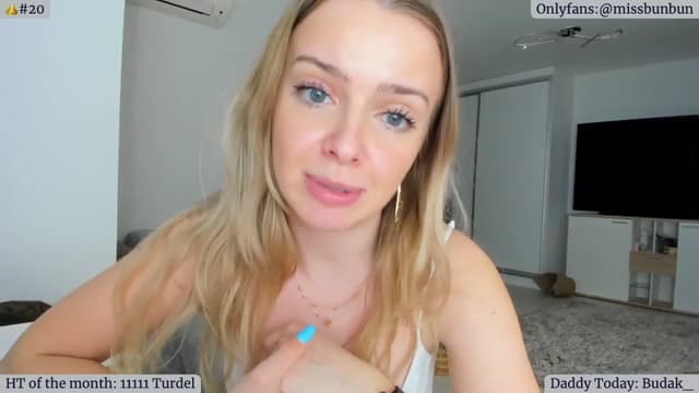 Gallery image thumbnail from Angie's myfreecams stream on, 01/15/2023, 05:09 image 3 of 20