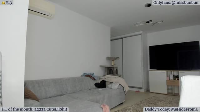 Gallery image thumbnail from Angie's myfreecams stream on, 01/21/2023, 06:15 image 10 of 20