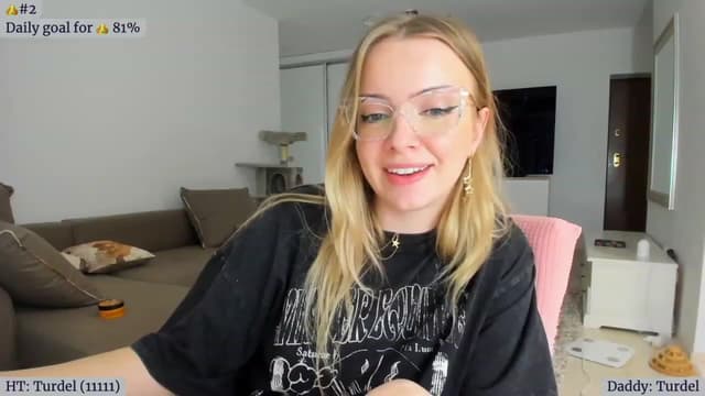Gallery image thumbnail from Angie's myfreecams stream on, 02/27/2023, 07:05 image 17 of 20