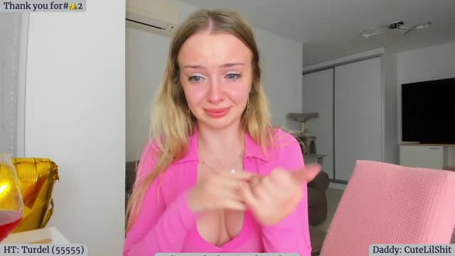 Gallery image thumbnail from Angie's myfreecams stream on, 03/01/2023, 08:30 image 18 of 20