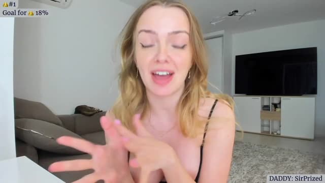 Gallery image thumbnail from Angie's myfreecams stream on, 04/10/2023, 03:14 image 16 of 20