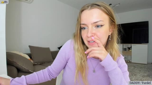 Gallery image thumbnail from Angie's myfreecams stream on, 04/19/2023, 05:45 image 13 of 20