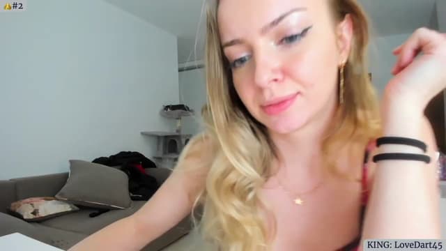 Gallery image thumbnail from Angie's myfreecams stream on, 04/30/2023, 05:15 image 5 of 20