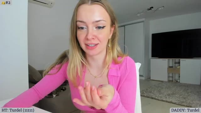 Gallery image thumbnail from Angie's myfreecams stream on, 05/07/2023, 04:36 image 15 of 20