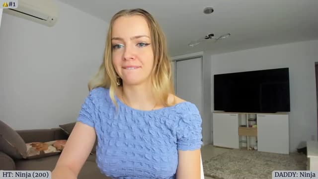 Gallery image thumbnail from Angie's myfreecams stream on, 05/10/2023, 01:29 image 15 of 20