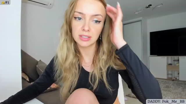 Gallery image thumbnail from Angie's myfreecams stream on, 05/19/2023, 04:13 image 4 of 20