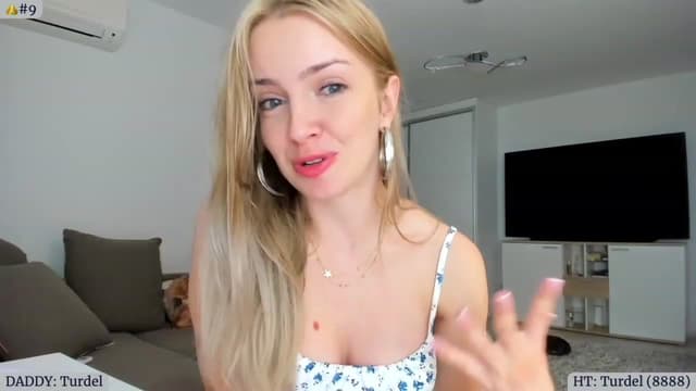 Gallery image thumbnail from Angie's myfreecams stream on, 07/28/2023, 06:48 image 9 of 20