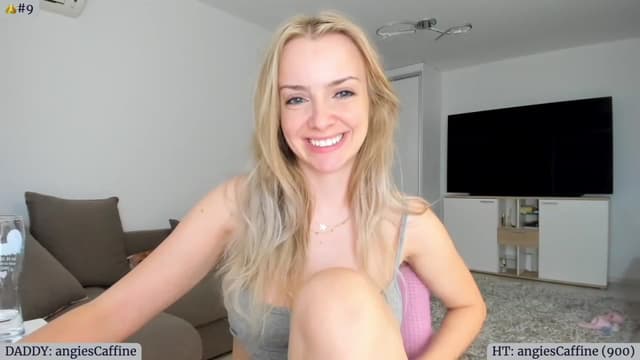 Gallery image thumbnail from Angie's myfreecams stream on, 07/29/2023, 04:54 image 15 of 20