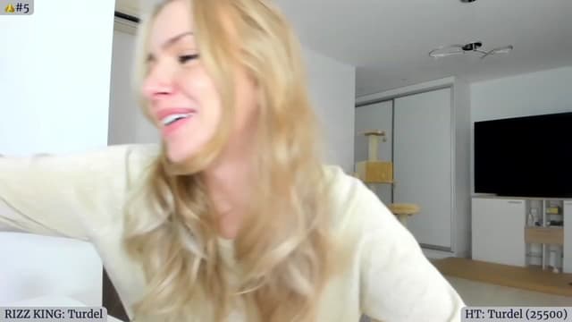 Gallery image thumbnail from Angie's myfreecams stream on, 09/21/2023, 04:50 image 4 of 20