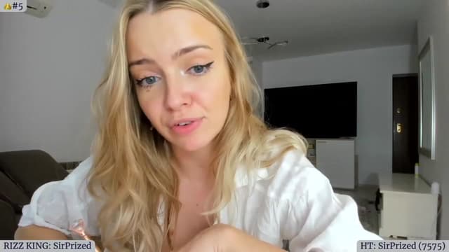 Gallery image thumbnail from Angie's myfreecams stream on, 09/25/2023, 01:47 image 11 of 20