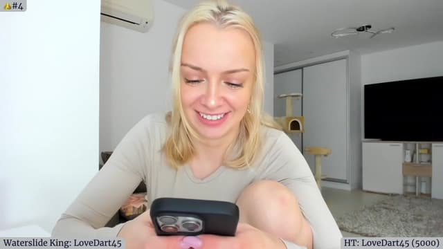 Gallery image thumbnail from Angie's myfreecams stream on, 10/26/2023, 05:33 image 4 of 20