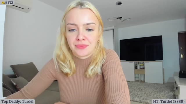 Gallery image thumbnail from Angie's myfreecams stream on, 11/12/2023, 07:03 image 10 of 20