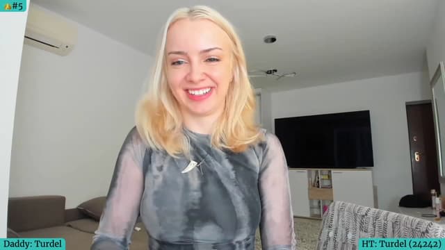 Gallery image thumbnail from Angie's myfreecams stream on, 01/01/2024, 05:38 image 11 of 20