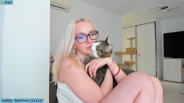 Gallery image thumbnail from Angie's myfreecams stream on, 03/23/2024, 07:04 image 6 of 20