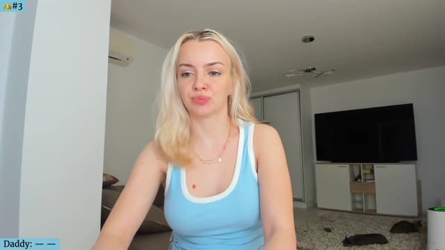 Gallery image thumbnail from Angie's myfreecams stream on, 04/06/2024, 03:47 image 7 of 20