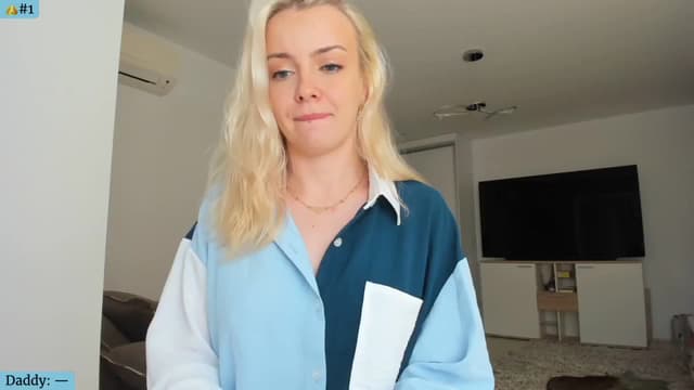 Gallery image thumbnail from Angie's myfreecams stream on, 04/17/2024, 03:40 image 1 of 20