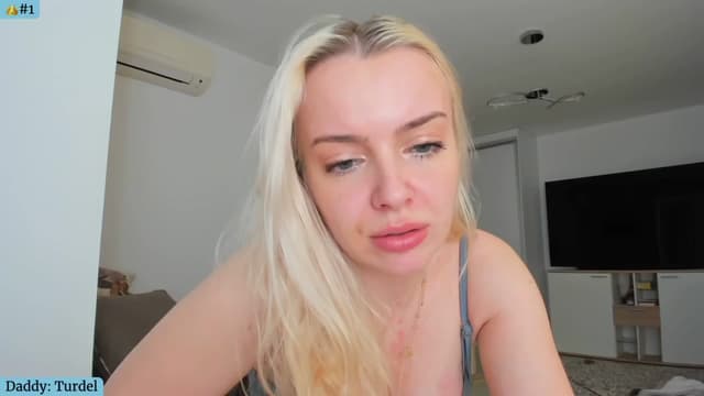 Gallery image thumbnail from Angie's myfreecams stream on, 04/18/2024, 04:50 image 4 of 20