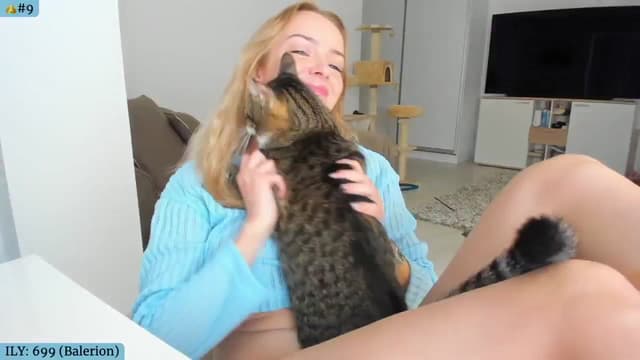 Gallery image thumbnail from Angie's myfreecams stream on, 10/13/2024, 05:38 image 4 of 20