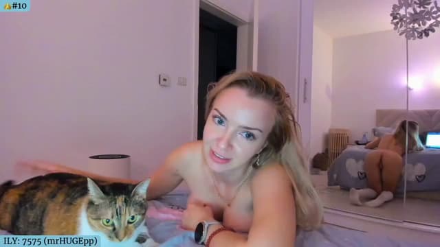 Gallery image thumbnail from Angie's myfreecams stream on, 10/26/2024, 04:35 image 7 of 20
