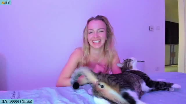 Gallery image thumbnail from Angie's myfreecams stream on, 10/27/2024, 05:50 image 18 of 20