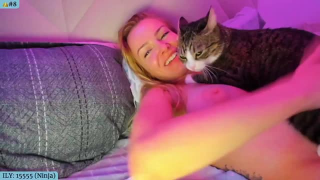 Gallery image thumbnail from Angie's myfreecams stream on, 10/27/2024, 05:50 image 17 of 20