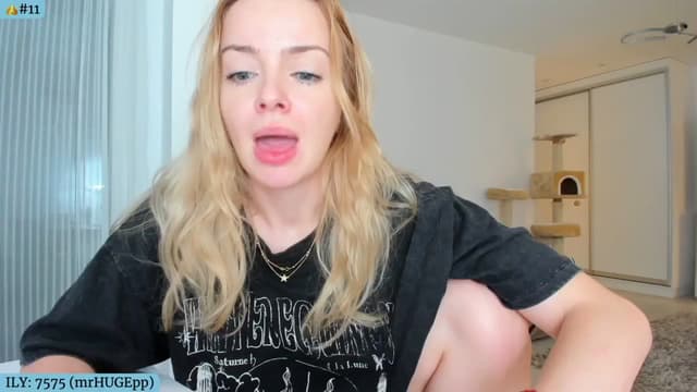Gallery image thumbnail from Angie's myfreecams stream on, 11/03/2024, 06:16 image 16 of 20