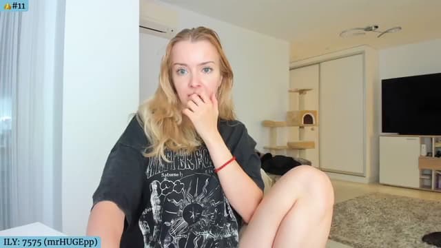 Gallery image thumbnail from Angie's myfreecams stream on, 11/03/2024, 06:16 image 17 of 20