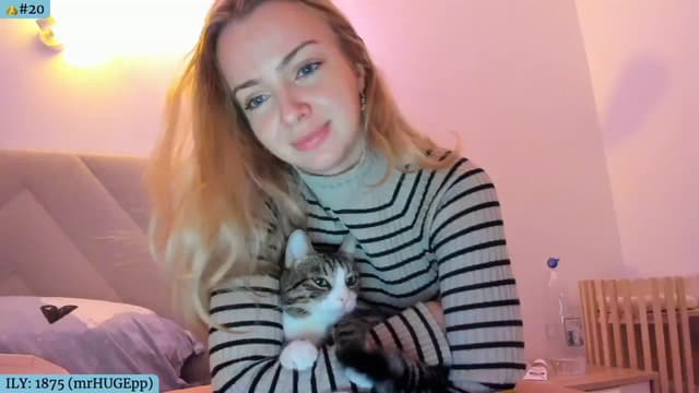 Gallery image thumbnail from Angie's myfreecams stream on, 11/15/2024, 06:24 image 19 of 20