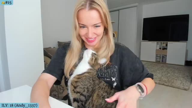 Gallery image thumbnail from Angie's myfreecams stream on, 11/19/2024, 06:31 image 1 of 20
