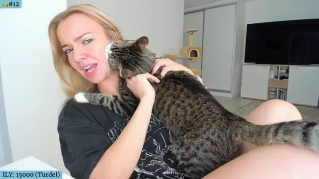 Gallery image thumbnail from Angie's myfreecams stream on, 11/19/2024, 06:31 image 20 of 20