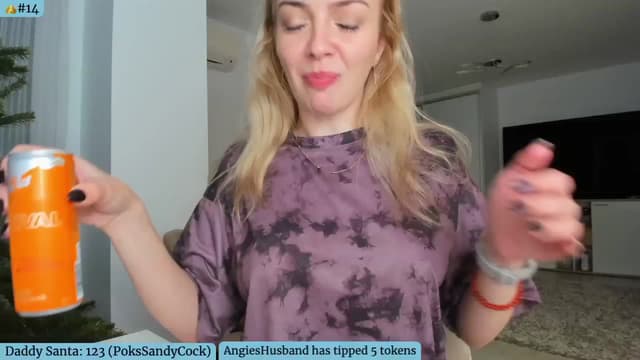 Gallery image thumbnail from Angie's myfreecams stream on, 12/12/2024, 06:06 image 5 of 20
