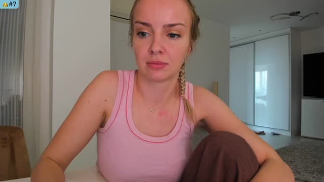 Gallery image thumbnail from Angie's myfreecams stream on, 04/16/2025, 05:31 image 15 of 20