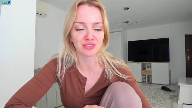 Gallery image thumbnail from Angie's myfreecams stream on, 05/31/2025, 05:17 image 7 of 20