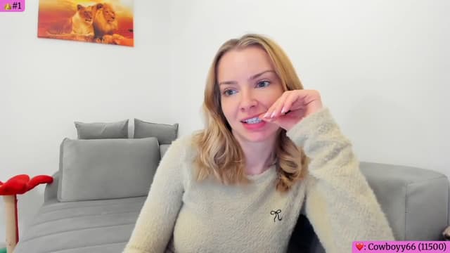 Gallery image thumbnail from Angie's myfreecams stream on, 04/19/2026, 05:39 image 2 of 20
