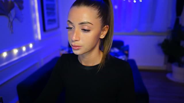 Gallery image thumbnail from Ann_w's myfreecams stream on, 01/15/2023, 17:54 image 8 of 20