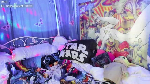 Gallery image thumbnail from April's myfreecams stream on, 04/14/2023, 08:13 image 15 of 20