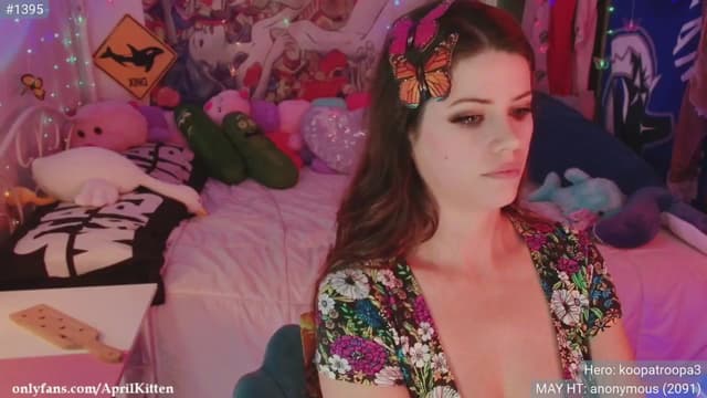 Gallery image thumbnail from April's myfreecams stream on, 05/23/2024, 04:31 image 16 of 20
