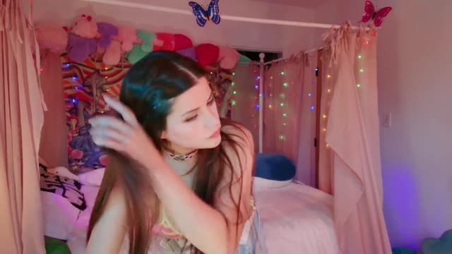 Gallery image thumbnail from April's myfreecams stream on, 07/01/2024, 02:49 image 14 of 20