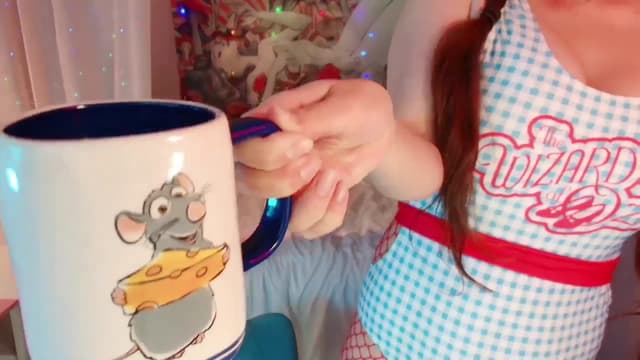 Gallery image thumbnail from April's myfreecams stream on, 08/14/2024, 03:39 image 7 of 20