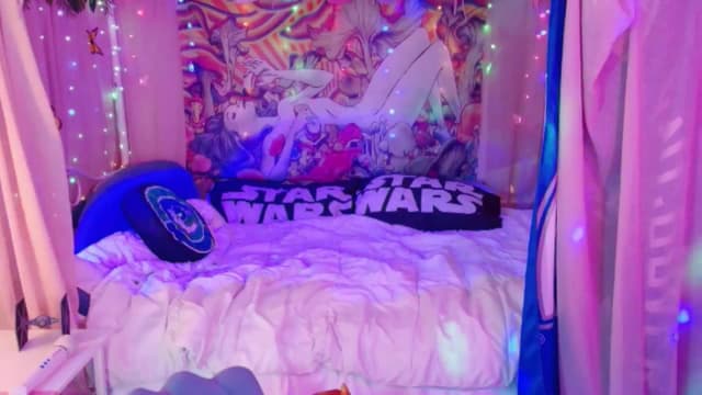 Gallery image thumbnail from April's myfreecams stream on, 08/31/2024, 06:54 image 15 of 20