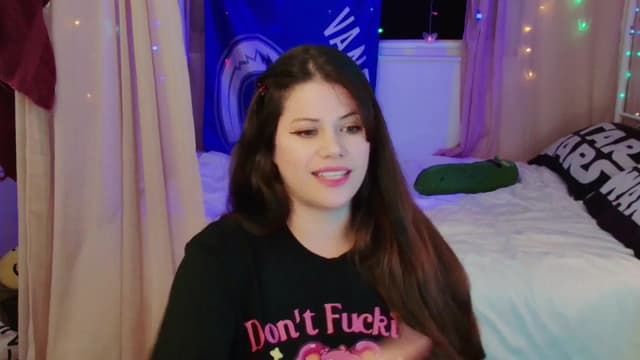 Gallery image thumbnail from April's myfreecams stream on, 01/08/2025, 07:46 image 11 of 20