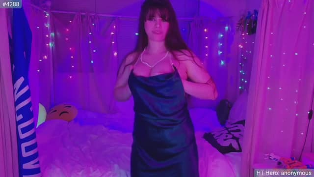 Gallery image thumbnail from April's myfreecams stream on, 02/10/2025, 07:33 image 12 of 20