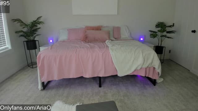Gallery image thumbnail from AriaO's myfreecams stream on, 06/02/2023, 24:08 image 3 of 20